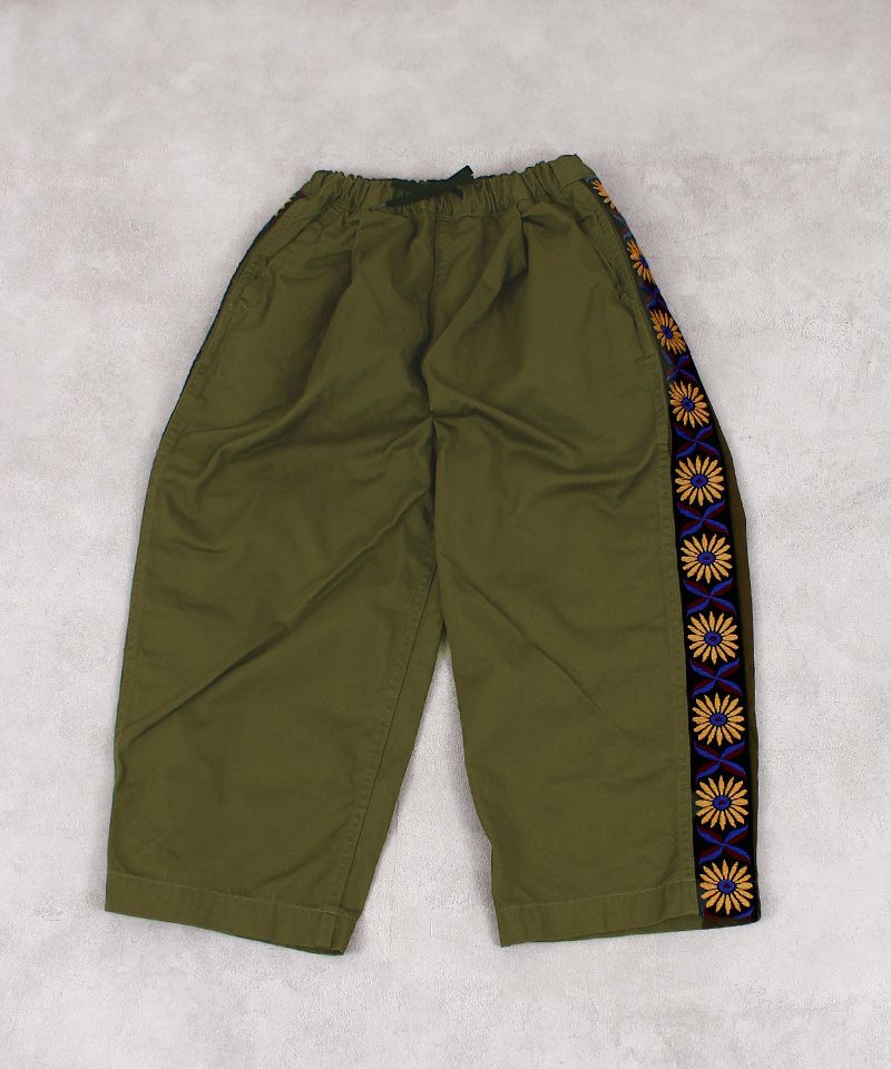 ゴートゥーハリウッド　コンパクトチノタックイージーパンツ02 GO TO HOLLYWOOD】コンパクトチノ タック イージー PN ｜ ボトムス